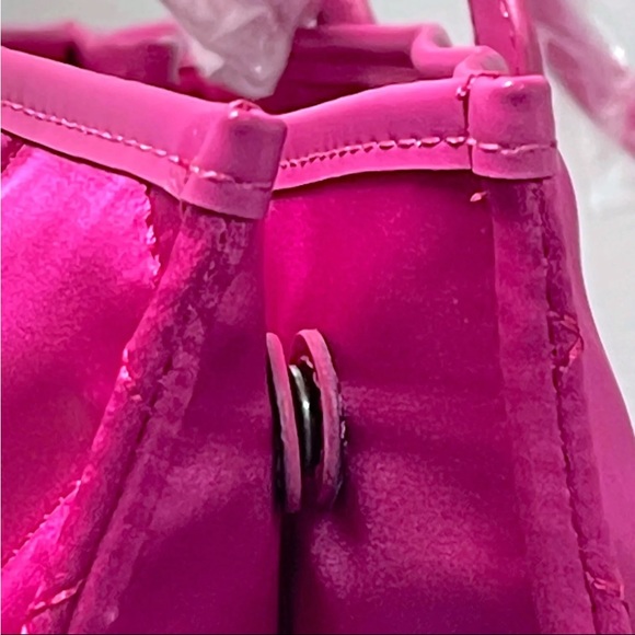 Kurt Geiger Quilted Recycled Top Zip Expandable Shopper Fushia Pink Tote Bag - Picture 8 of 11